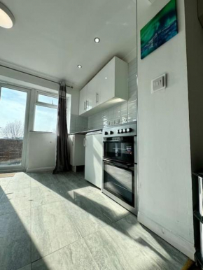 Flat on high street